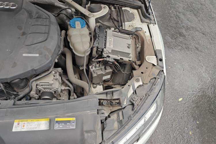Used Audi A4L 2017 Plus 40 TFSI Fashion Model Engine Bay Left