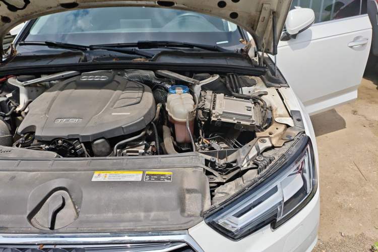 Used Audi A4L 2017 Plus 40 TFSI Fashion Model Engine Bay Left