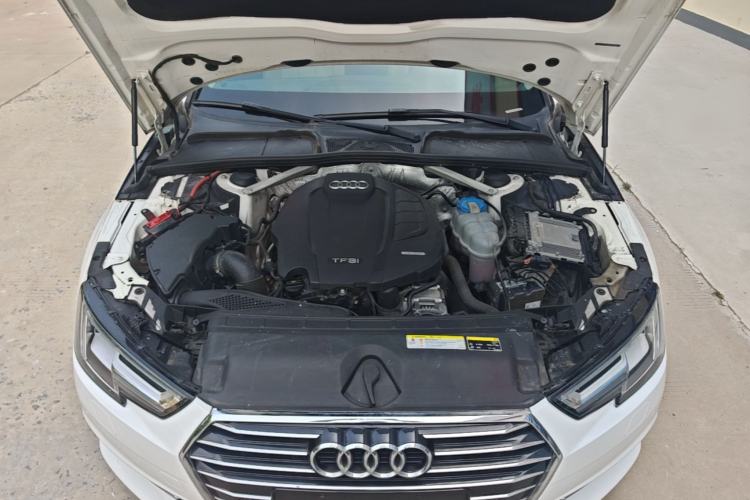 Used Audi A4L 2017 40 TFSI Style Edition Engine Bay