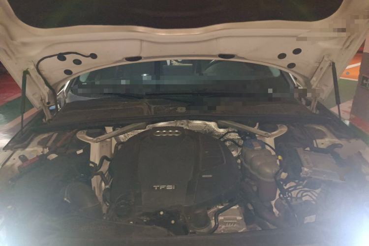 Used Audi A4L 2017 Plus 40 TFSI Ambition Model Engine Bay