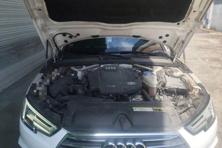 Used Audi A4L 2017 Plus 40 TFSI Sport Model Engine Bay