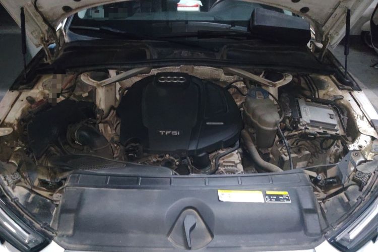 Used Audi A4L 2017 Plus 40 TFSI Ambition Model Engine Bay