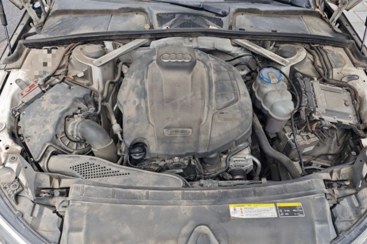 Used Audi A4L 2017 40 TFSI Ambition Edition Engine Bay