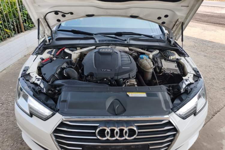 Used Audi A4L 2017 Plus 40 TFSI Ambition Model Engine Bay