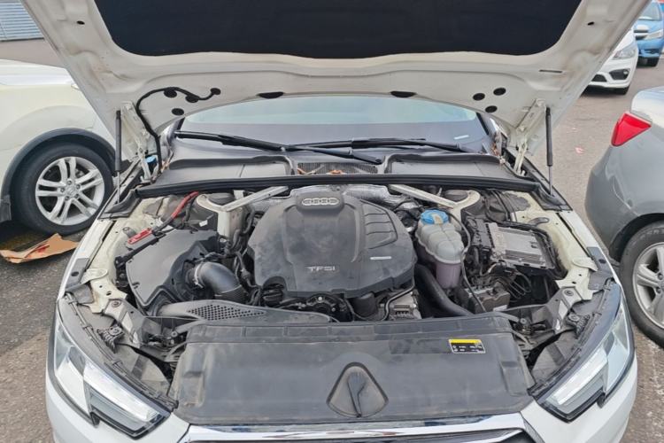 Used Audi A4L 2017 Plus 40 TFSI Ambition Model Engine Bay