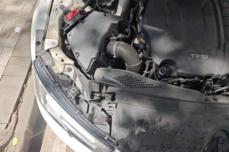 Used Audi A4L 2017 Plus 40 TFSI Fashion Model Engine Bay Right