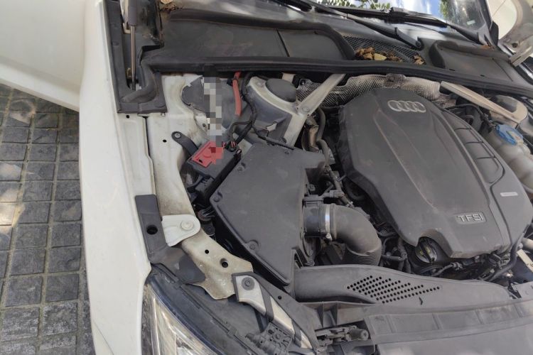 Used Audi A4L 2017 40 TFSI Fashion Model Engine Bay Right