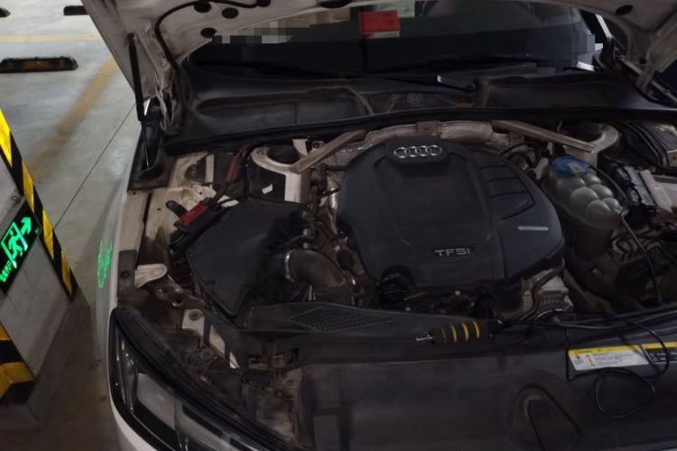 Used Audi A4L 2017 40 TFSI Fashion Model Engine Bay Right