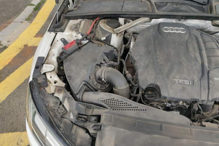 Used Audi A4L 2017 Plus 40 TFSI Fashion Model Engine Bay Right