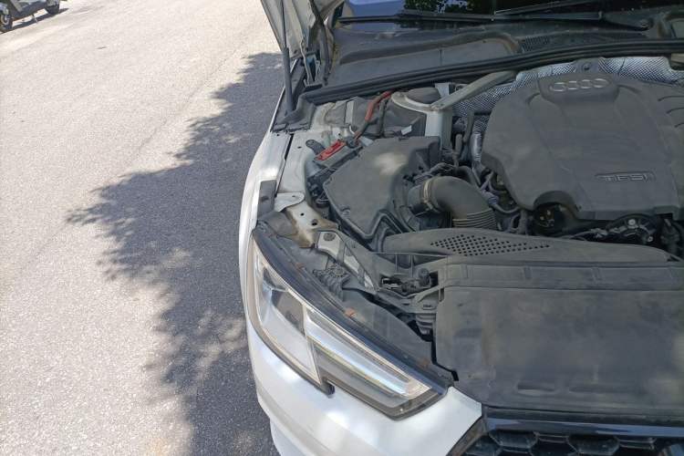 Used Audi A4L 2017 40 TFSI Ambition Edition Engine Bay Right