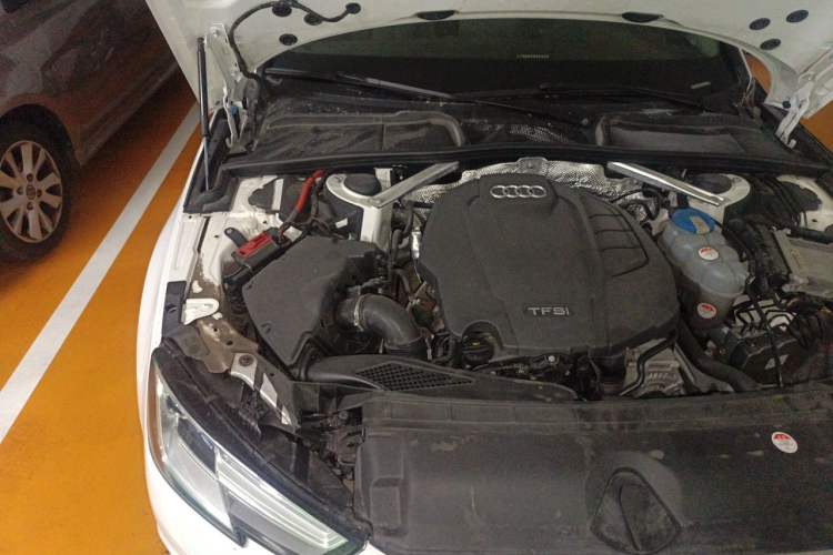Used Audi A4L 2017 Plus 40 TFSI Ambition Model Engine Bay Right
