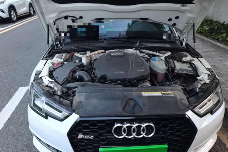 Used Audi A4L 2017 Plus 40 TFSI Ambition Model Engine Bay Right