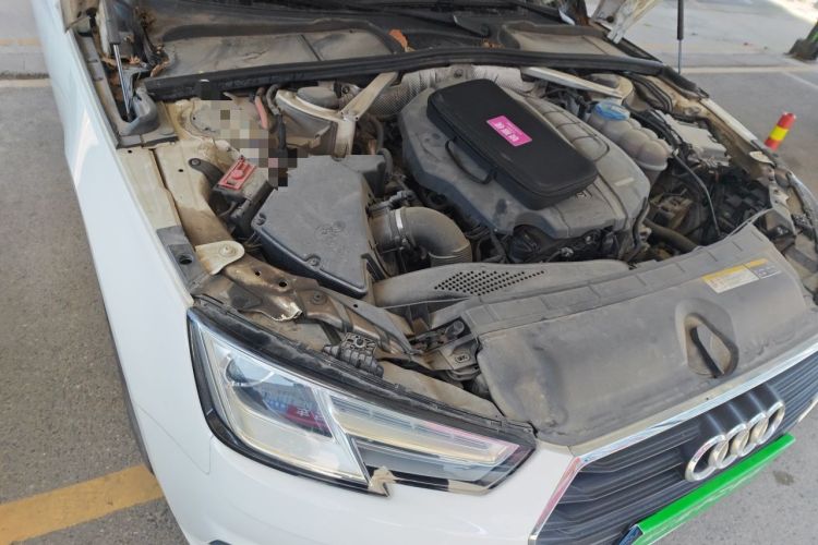 Used Audi A4L 2017 40 TFSI Ambition Edition Engine Bay Right