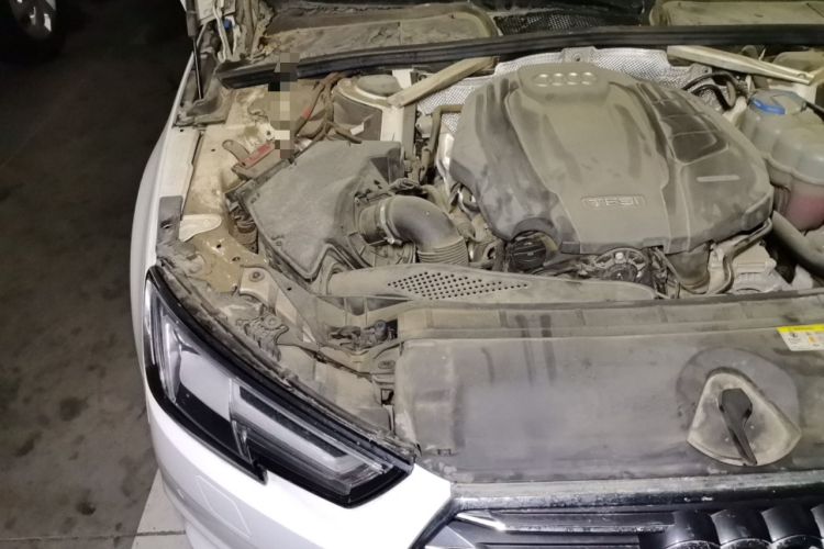 Used Audi A4L 2017 40 TFSI Fashion Model Engine Bay Right