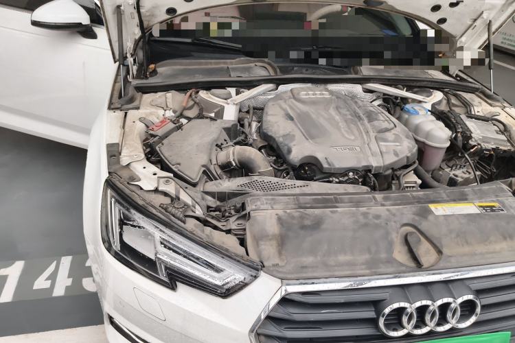 Used Audi A4L 2017 Plus 40 TFSI Fashion Model Engine Bay Right