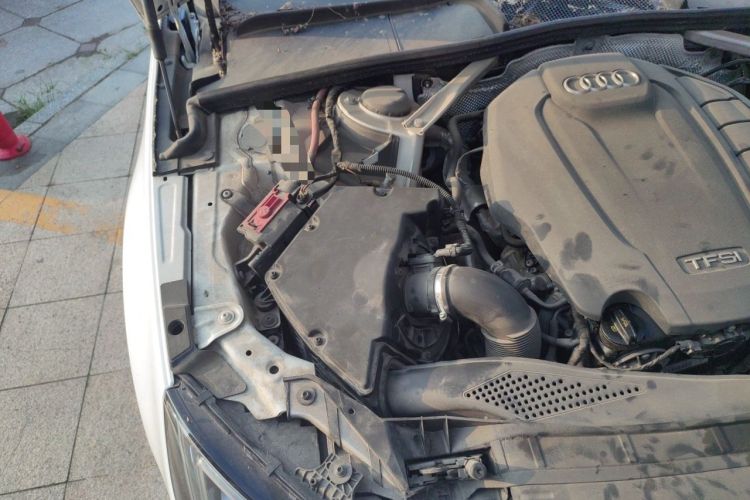 Used Audi A4L 2017 Plus 40 TFSI Sport Model Engine Bay Right