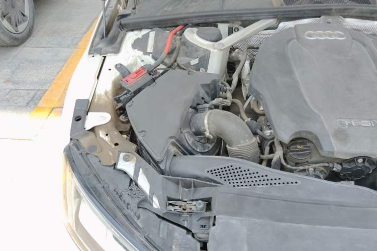 Used Audi A4L 2017 Plus 40 TFSI Fashion Model Engine Bay Right