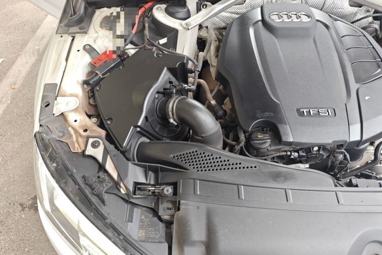 Used Audi A4L 2017 40 TFSI Fashion Model Engine Bay Right