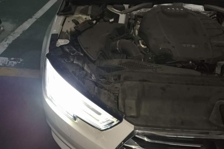Used Audi A4L 2017 Plus 40 TFSI Ambition Model Engine Bay Right