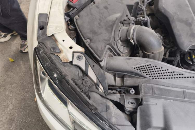 Used Audi A4L 2017 Plus 40 TFSI Ambition Model Engine Bay Right