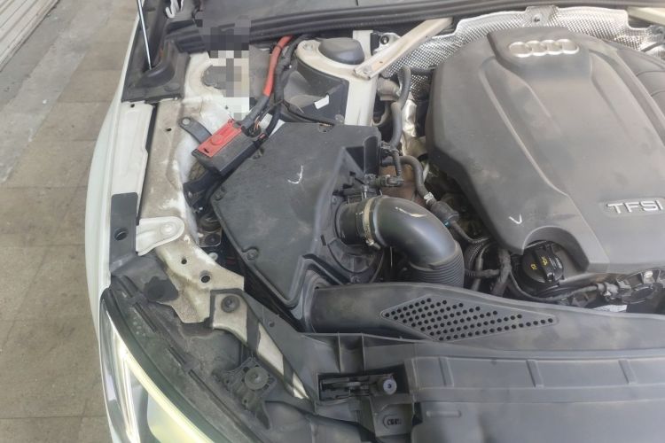 Used Audi A4L 2017 Plus 40 TFSI Sport Model Engine Bay Right