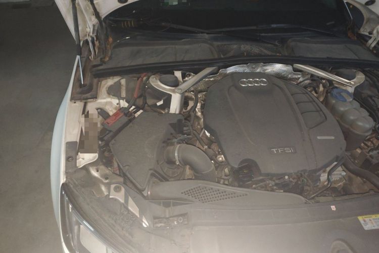 Used Audi A4L 2017 Plus 40 TFSI Fashion Model Engine Bay Right