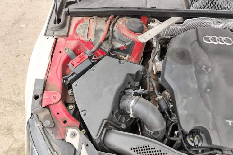 Used Audi A4L 2017 Plus 40 TFSI Fashion Model Engine Bay Right