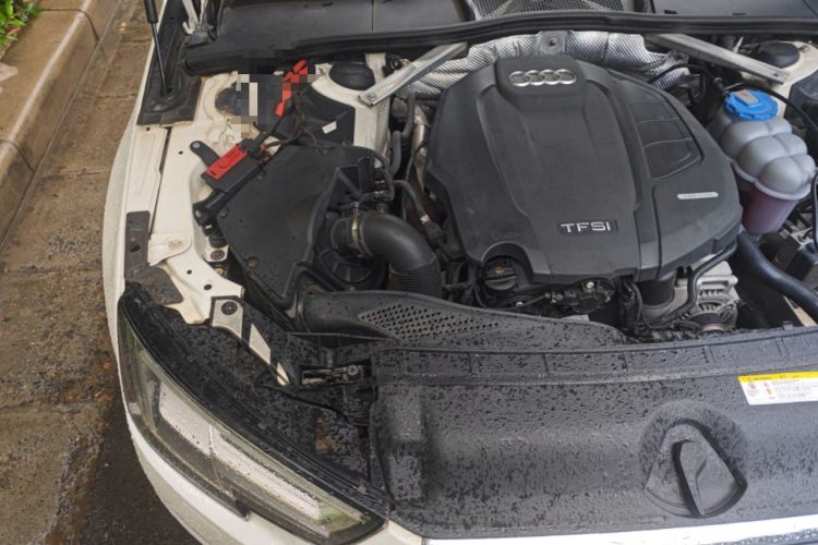 Used Audi A4L 2017 40 TFSI Style Edition Engine Bay Right