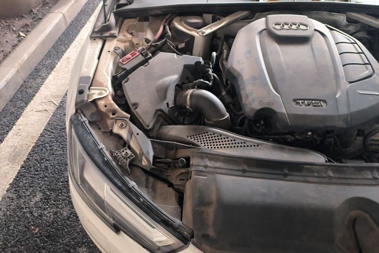 Used Audi A4L 2017 Plus 40 TFSI Fashion Model Engine Bay Right