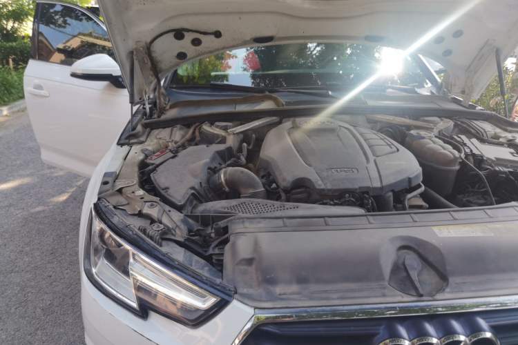 Used Audi A4L 2017 Plus 40 TFSI Ambition Model Engine Bay Right