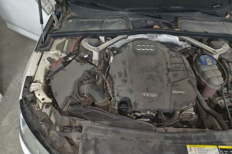Used Audi A4L 2017 40 TFSI Ambition Edition Engine Bay Right