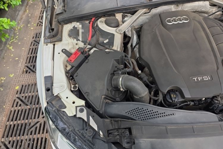 Used Audi A4L 2017 40 TFSI Ambition Edition Engine Bay Right