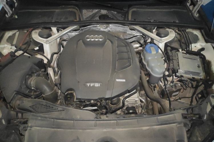 Used Audi A4L 2017 40 TFSI Ambition Edition Engine Bay