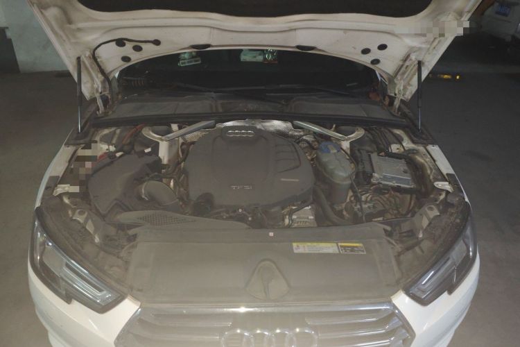 Used Audi A4L 2017 Plus 40 TFSI Fashion Model Engine Bay