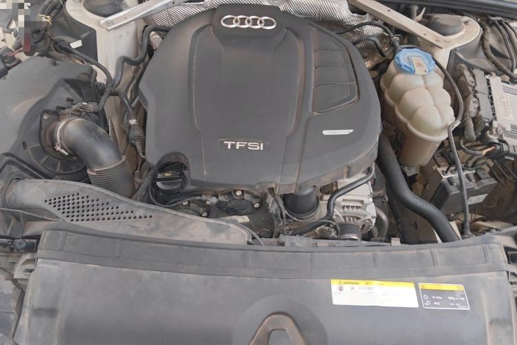 Used Audi A4L 2017 Plus 40 TFSI Fashion Model Engine Bay