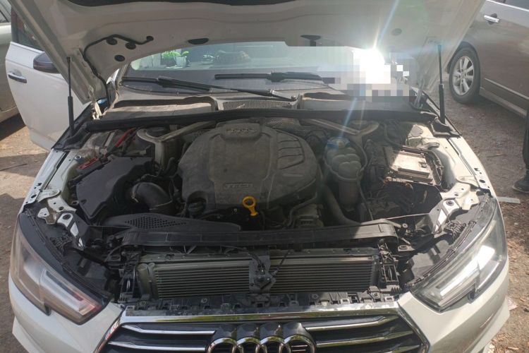 Used Audi A4L 2017 40 TFSI Sport Edition Engine Bay