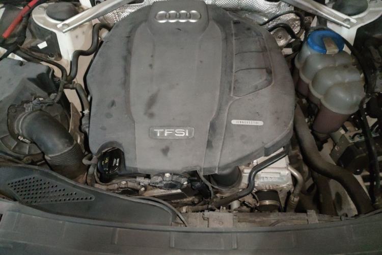 Used Audi A4L 2017 Plus 40 TFSI Ambition Model Engine Bay