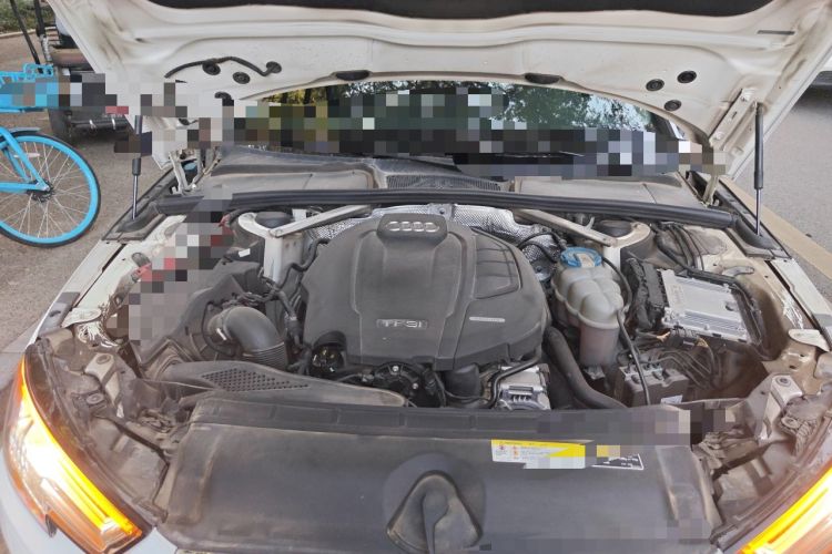 Used Audi A4L 2017 Plus 40 TFSI Fashion Model Engine Bay
