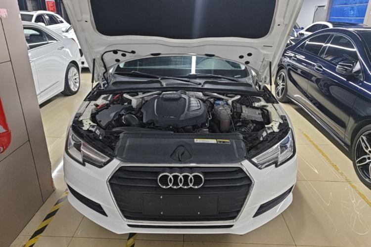 Used Audi A4L 2017 40 TFSI Ambition Edition Engine Bay