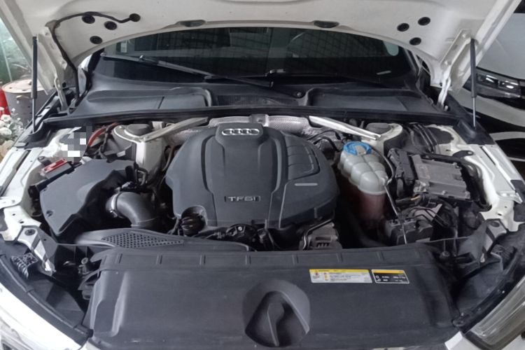 Used Audi A4L 2017 Plus 40 TFSI Ambition Model Engine Bay