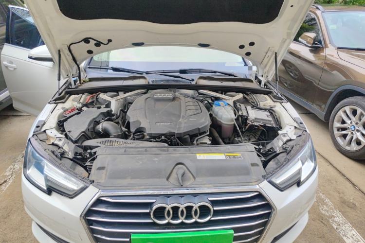 Used Audi A4L 2017 Plus 40 TFSI Ambition Model Engine Bay