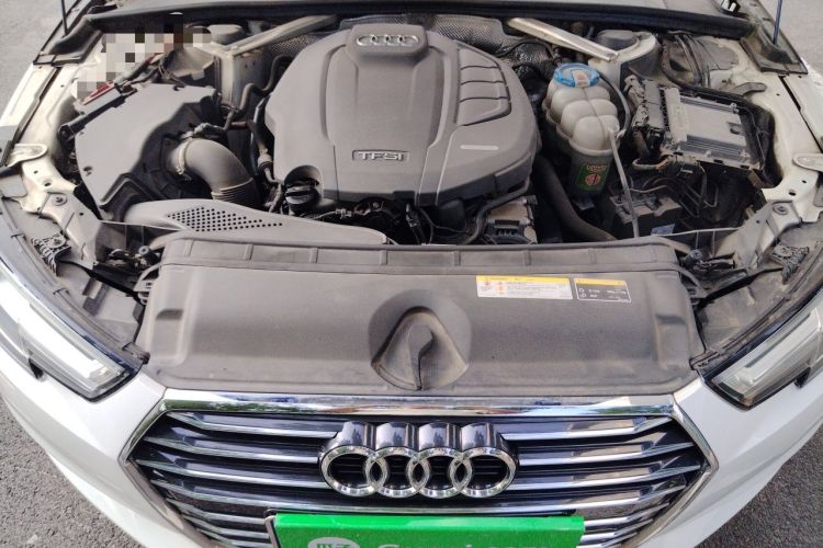 Used Audi A4L 2017 Plus 40 TFSI Fashion Model Engine Bay