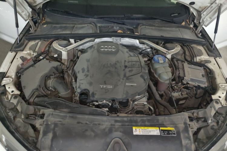 Used Audi A4L 2017 40 TFSI Ambition Edition Engine Bay