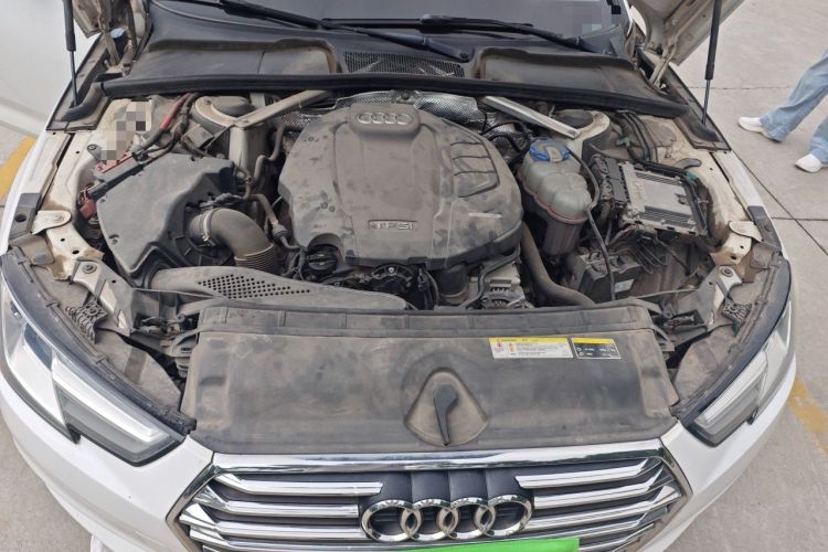 Used Audi A4L 2017 40 TFSI Ambition Edition Engine Bay