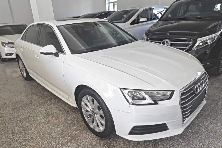 Used Audi A4L 2017 Plus 40 TFSI Ambition Model Exterior 1