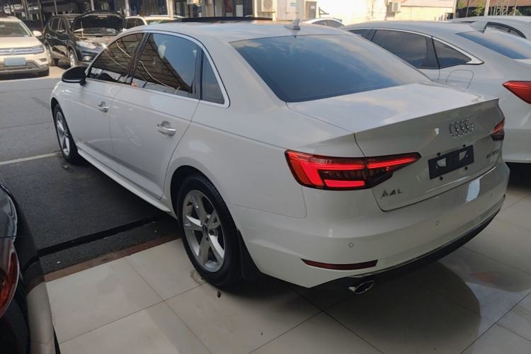Used Audi A4L 2017 Plus 40 TFSI Fashion Model Exterior 2