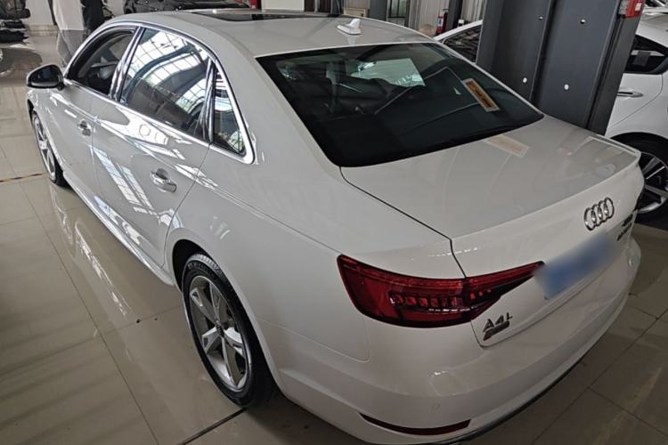 Used Audi A4L 2017 Plus 40 TFSI Fashion Model Exterior 2