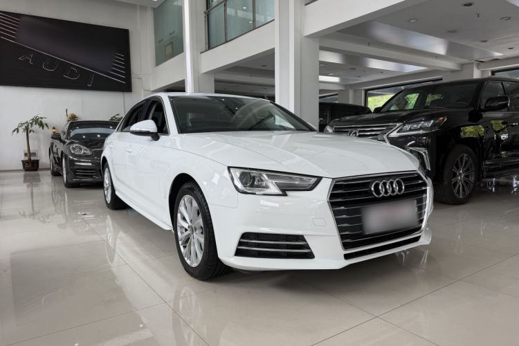 Used Audi A4L 2017 Plus 40 TFSI Ambition Model Exterior 2