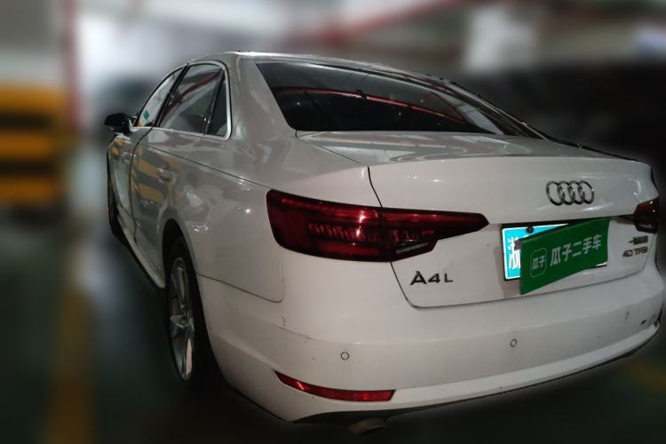 Used Audi A4L 2017 Plus 40 TFSI Ambition Model Exterior 2