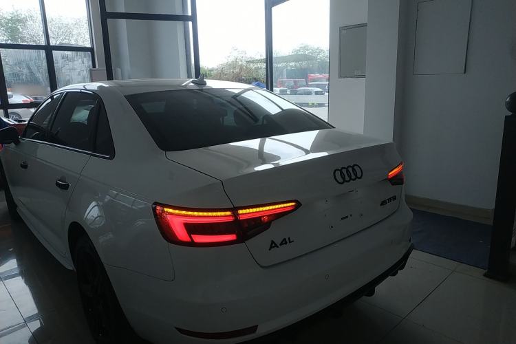 Used Audi A4L 2017 40 TFSI Fashion Model Exterior 2
